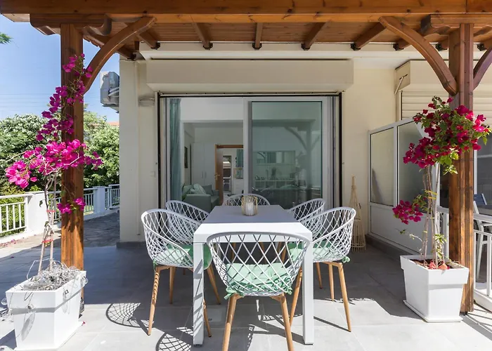 Alexandra's Maisonette. *