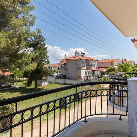 Alexandra's Maisonette. Villa